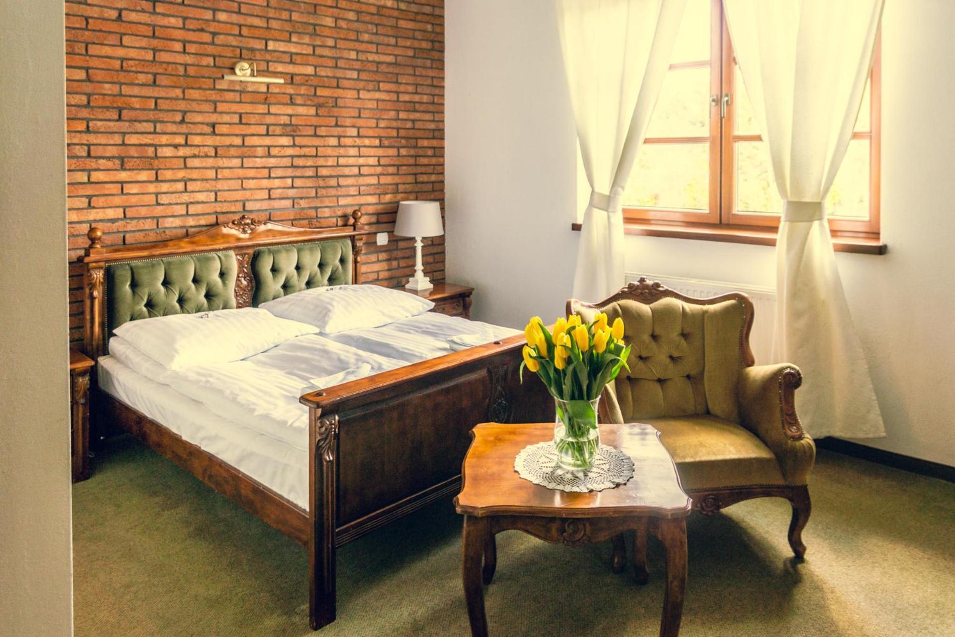 Folwark Stara Winiarnia Hotel Мшана Долна Екстериор снимка